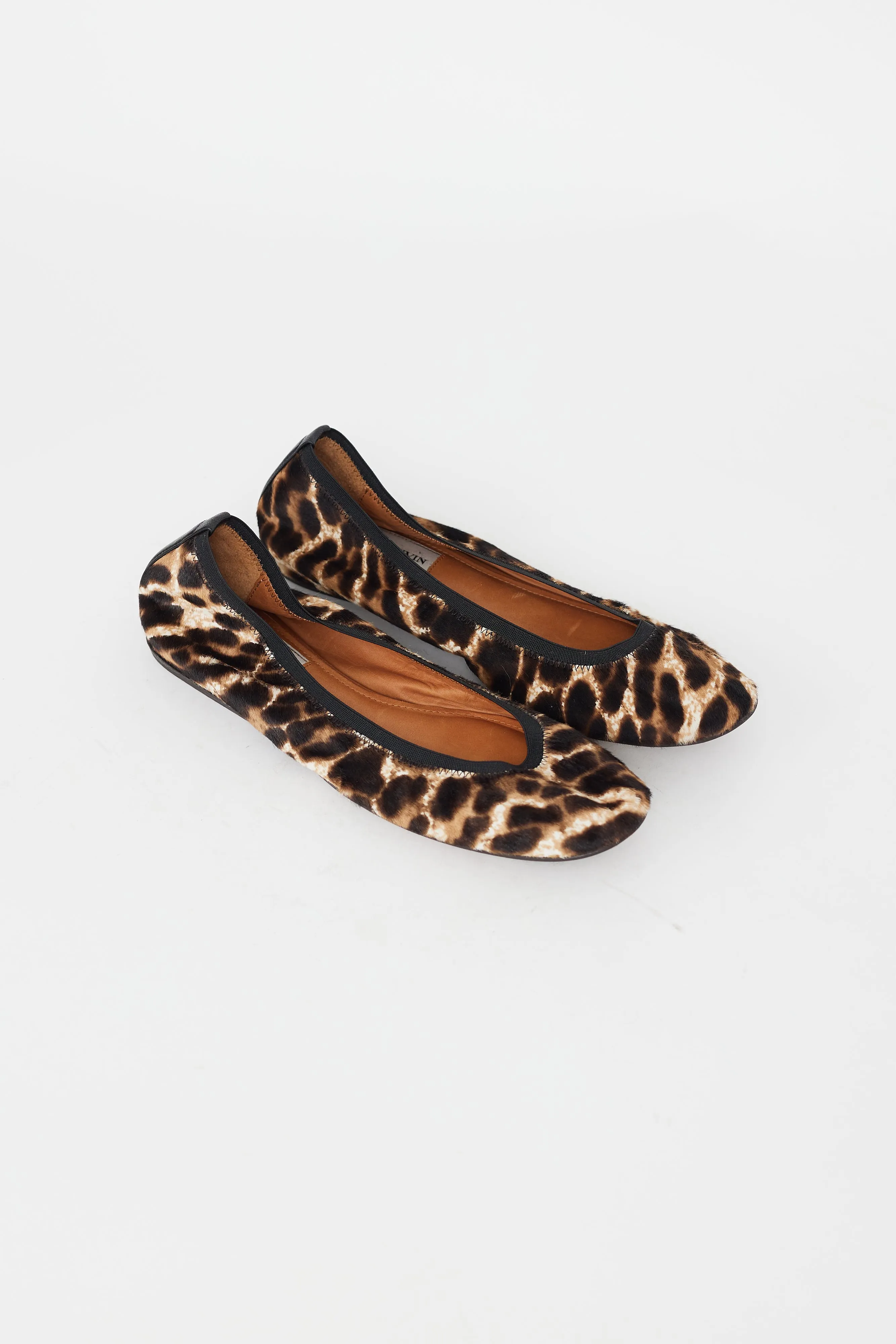Brown & Black Textured Flat