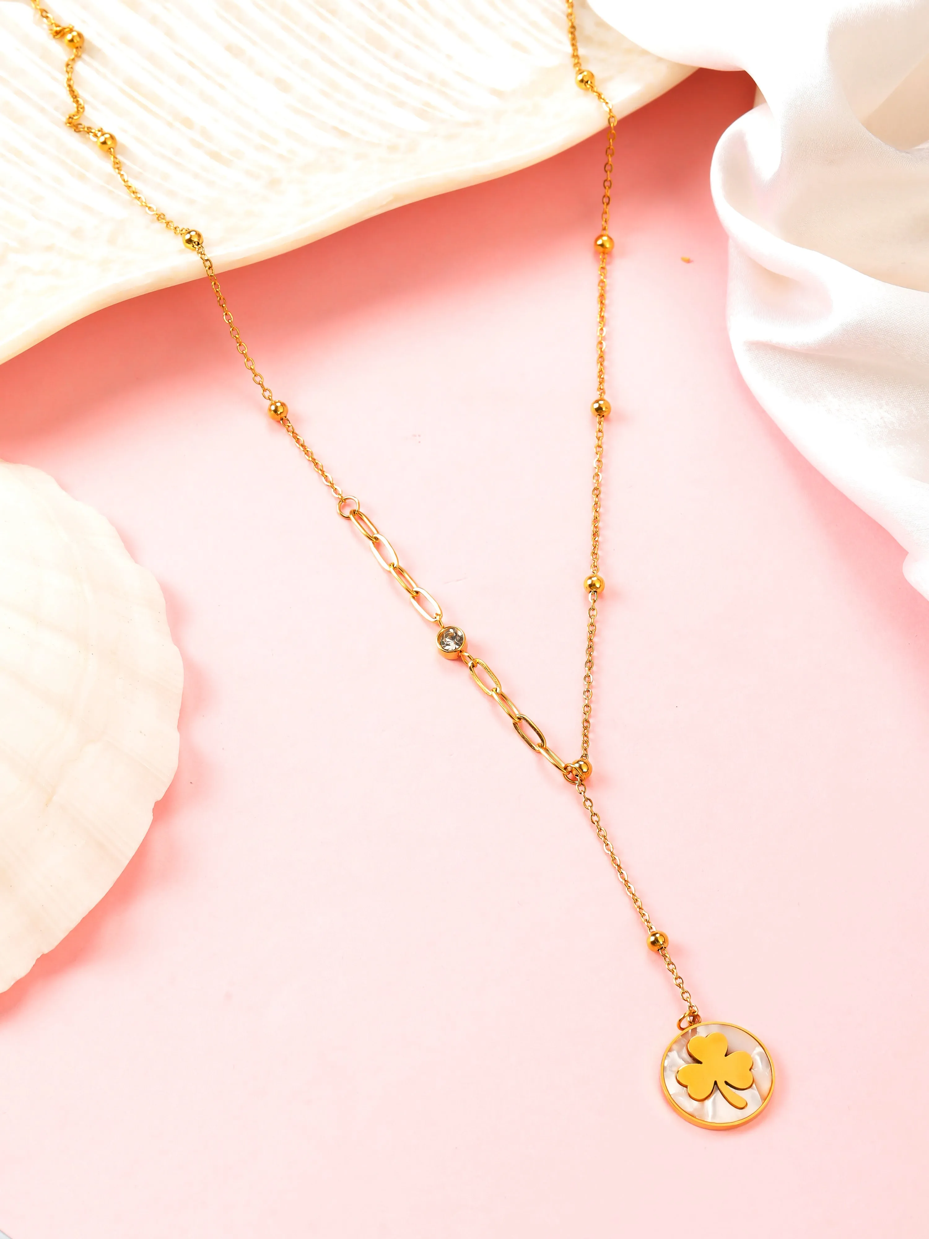 Minimal Bloom Necklace