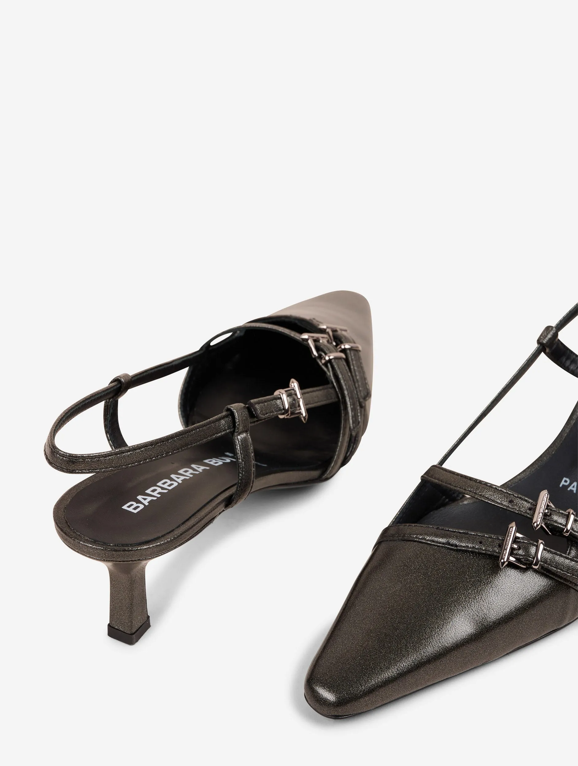Slingbacks pumps in metallic leather